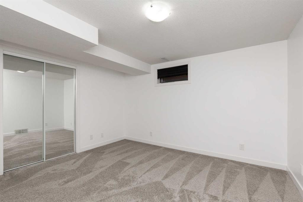 









39


Bluefox

Boulevard North,
Lethbridge,




AB
T1H 5Z8

