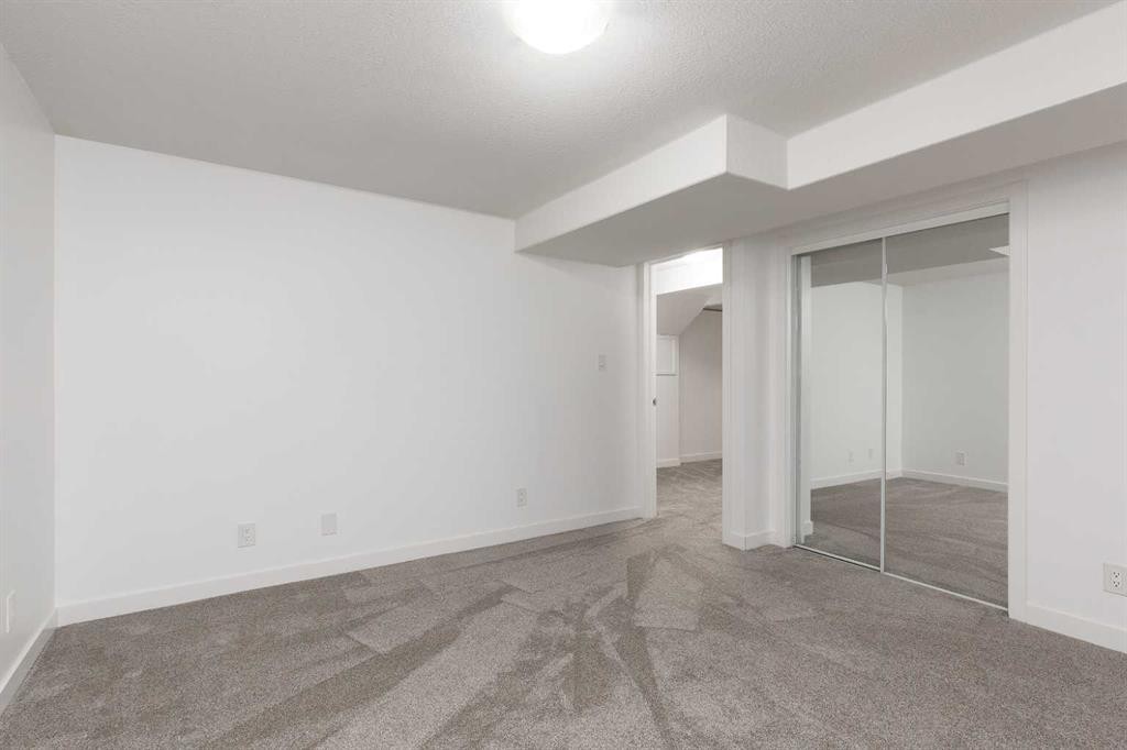 









39


Bluefox

Boulevard North,
Lethbridge,




AB
T1H 5Z8

