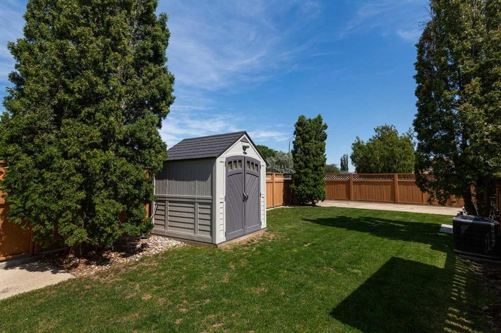 









39


Bluefox

Boulevard North,
Lethbridge,




AB
T1H 5Z8

