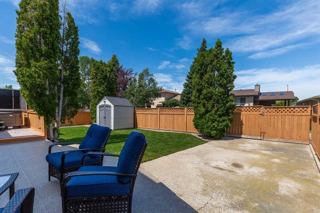 









39


Bluefox

Boulevard North,
Lethbridge,




AB
T1H 5Z8

