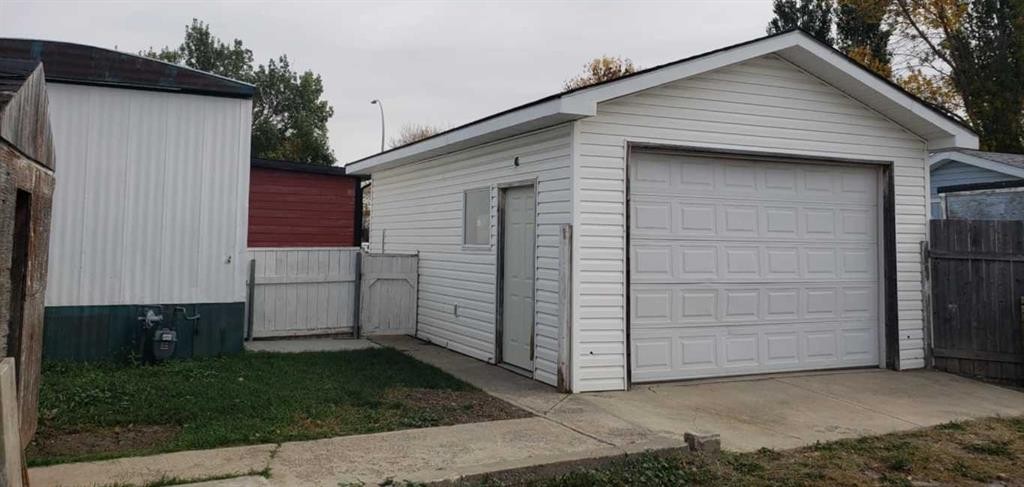 









4806


6

Street,
Coalhurst,




AB
T0L 0V0

