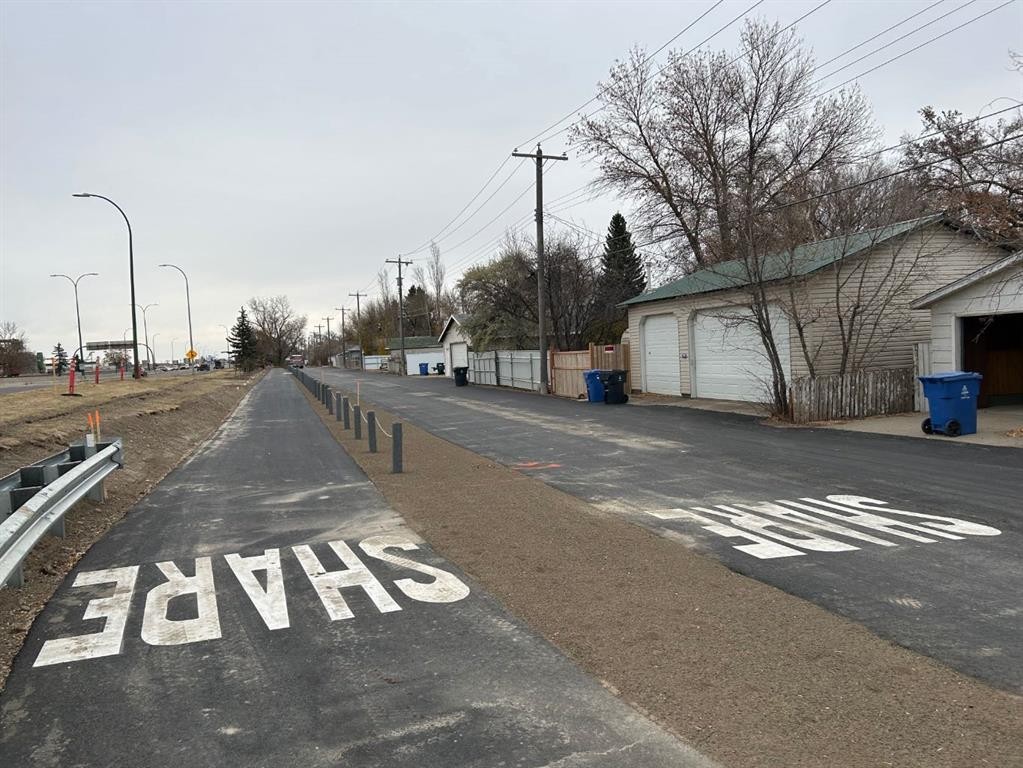 









208


23

Street South,
Lethbridge,




AB
T1J 3M6

