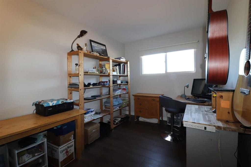 









1023


Cameron

Road South,
Lethbridge,




AB
T1K 4K6

