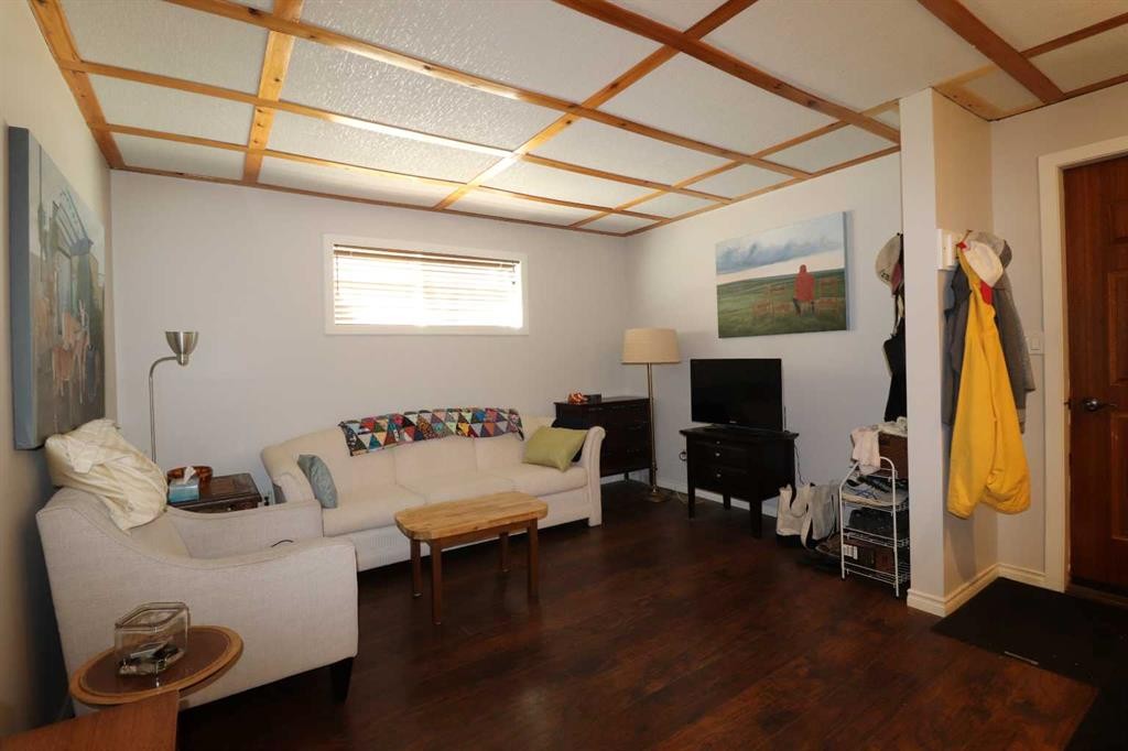 









1023


Cameron

Road South,
Lethbridge,




AB
T1K 4K6

