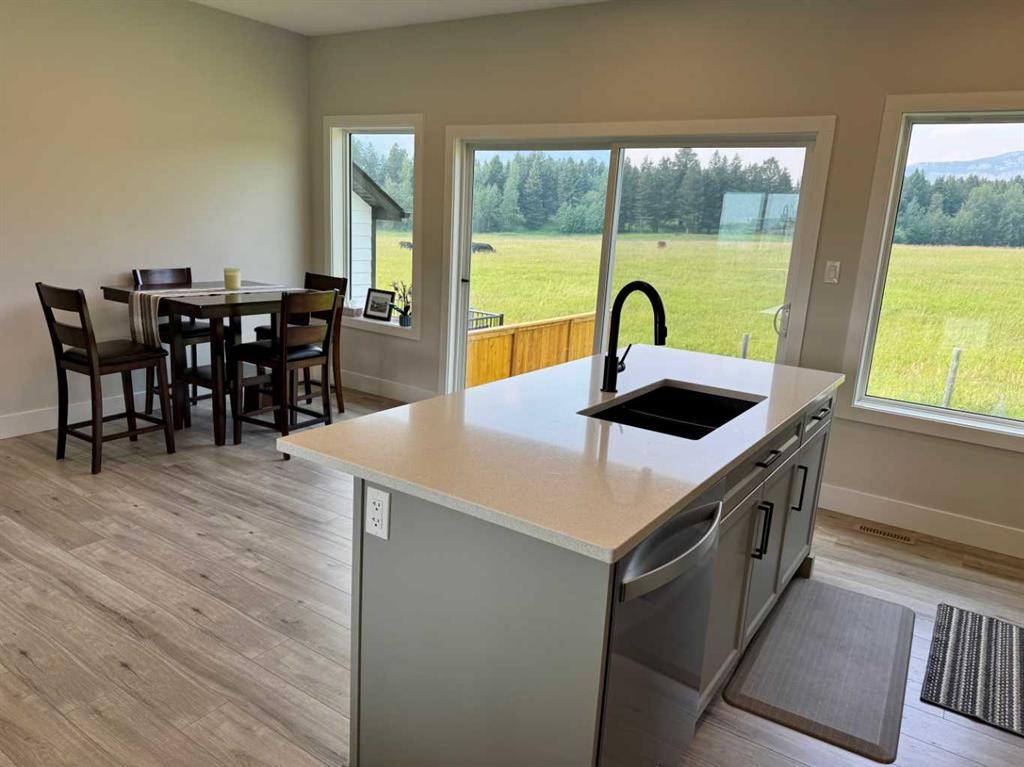 









21426


29

Avenue,
Bellevue,




AB
T0K 0C0

