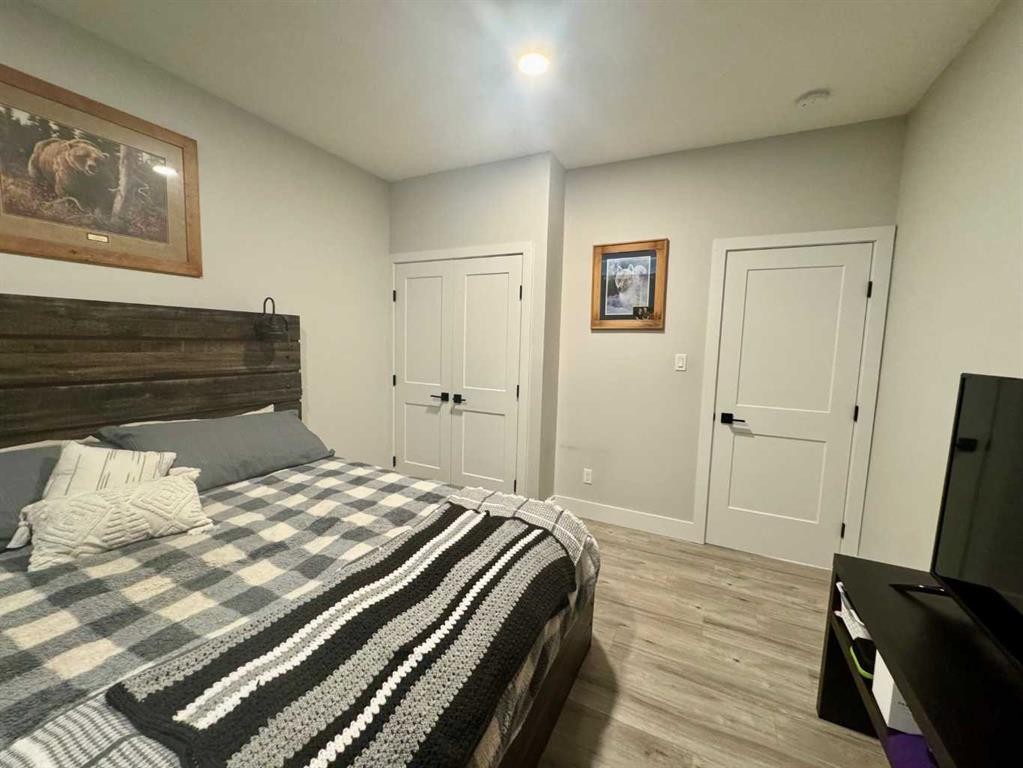 









21426


29

Avenue,
Bellevue,




AB
T0K 0C0

