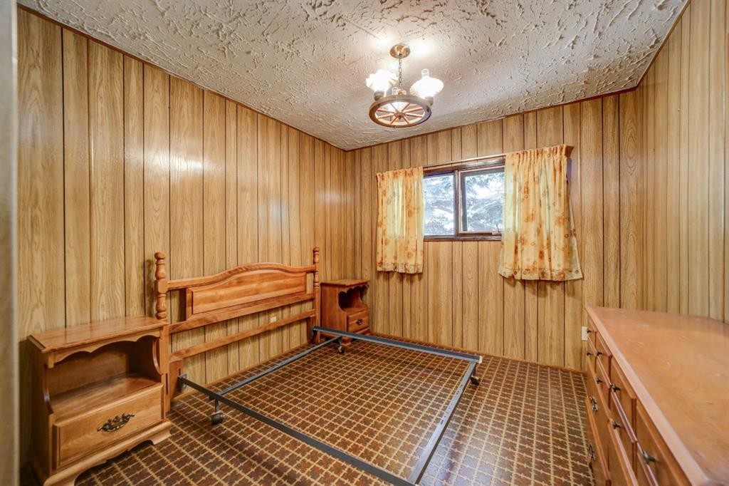 









901


230

Street,
Hillcrest,




AB
T0K1C0

