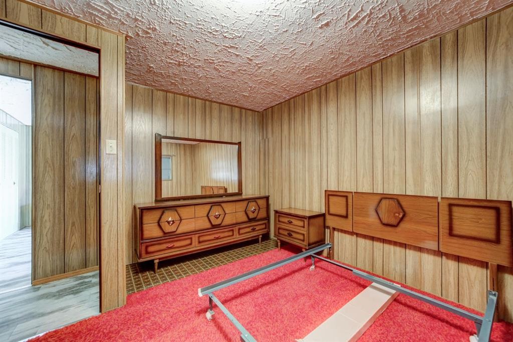 









901


230

Street,
Hillcrest,




AB
T0K1C0

