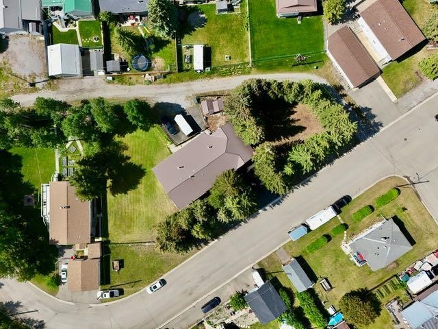 









901


230

Street,
Hillcrest,




AB
T0K1C0

