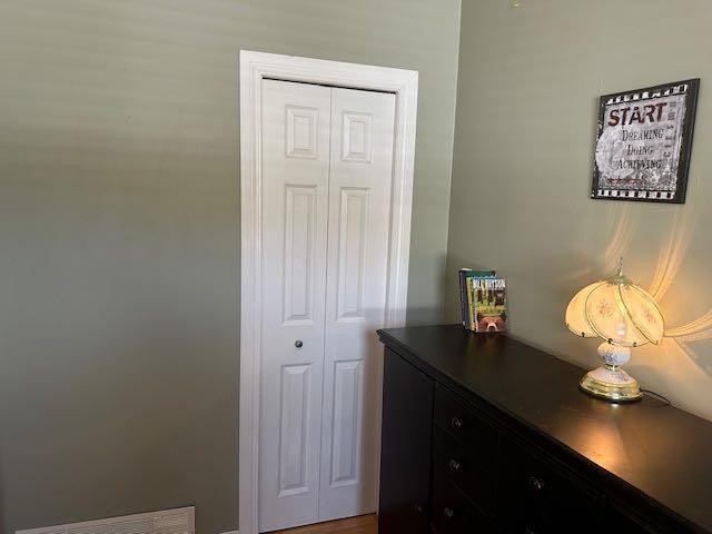 









11945


21

Avenue,
Blairmore,




AB
T0K0E0

