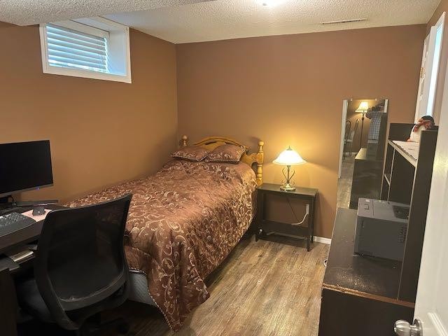 









11945


21

Avenue,
Blairmore,




AB
T0K0E0

