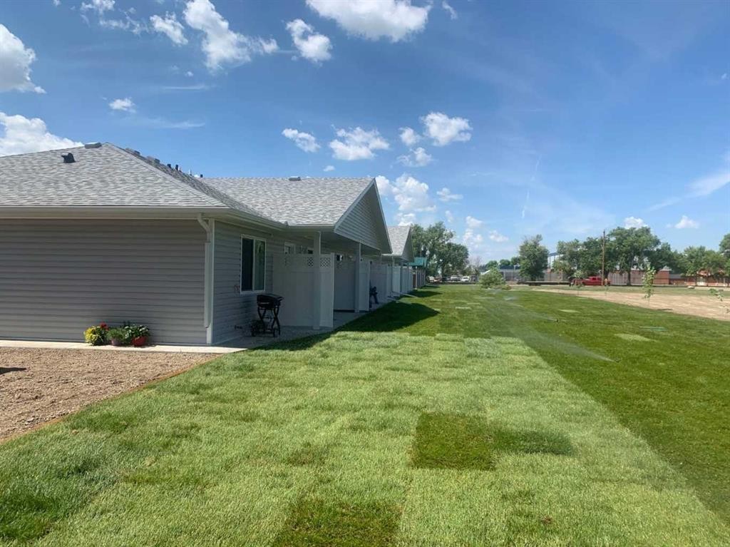 









325


5

Street,
Vauxhall,




AB
T0K2K0

