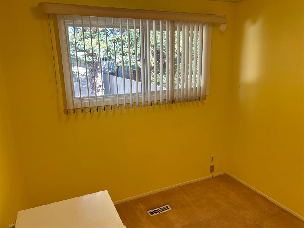 









343


Laval

Boulevard West,
Lethbridge,




AB
T1K 3W6

