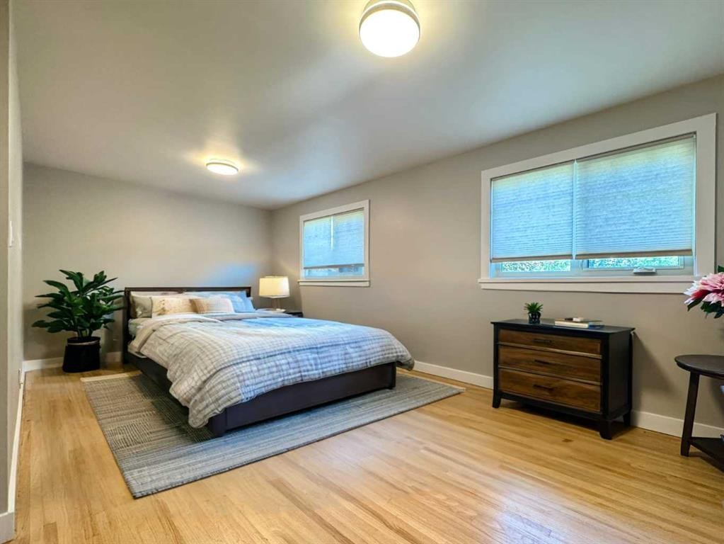 









2302


14

Avenue South,
Lethbridge,




AB
T1K 0V5

