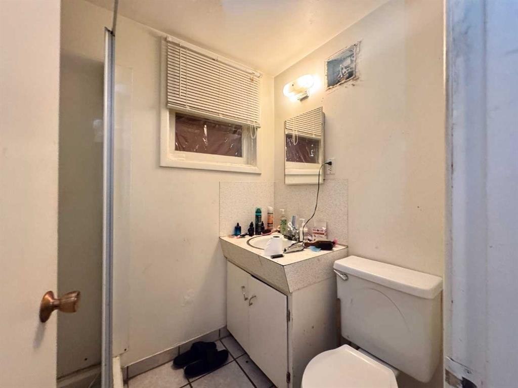 









533


23

Street South,
Lethbridge,




AB
T1J 3M9

