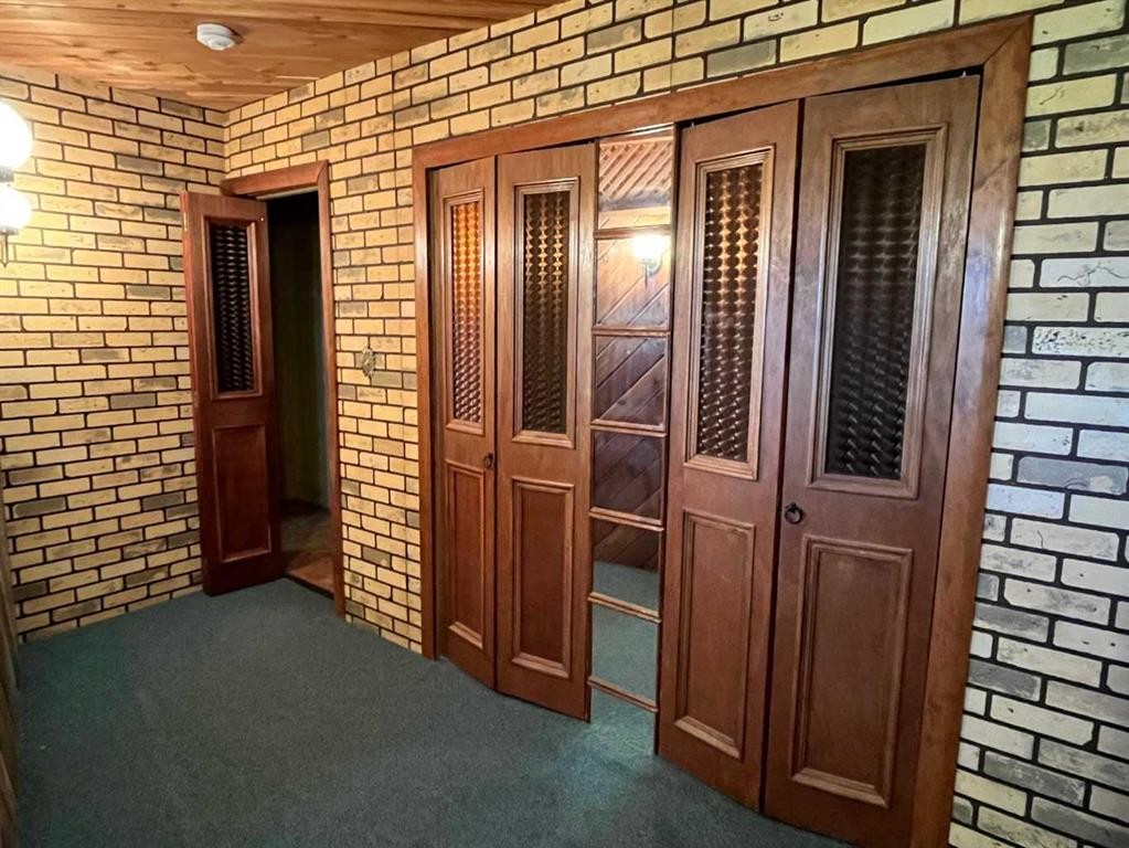 









75


Center

Street,
Glenwood,




AB
T0K 2R0

