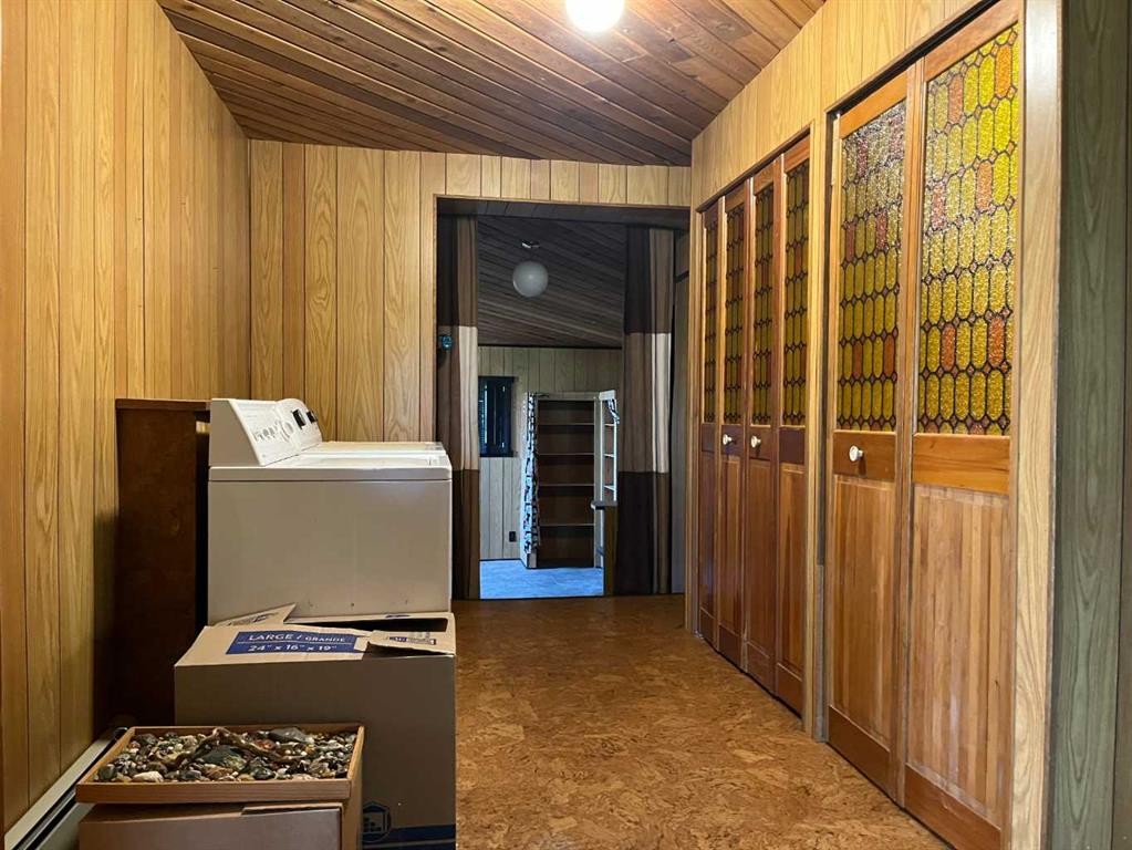 









75


Center

Street,
Glenwood,




AB
T0K 2R0

