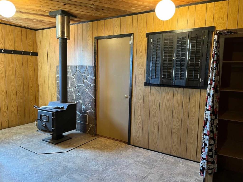 









75


Center

Street,
Glenwood,




AB
T0K 2R0

