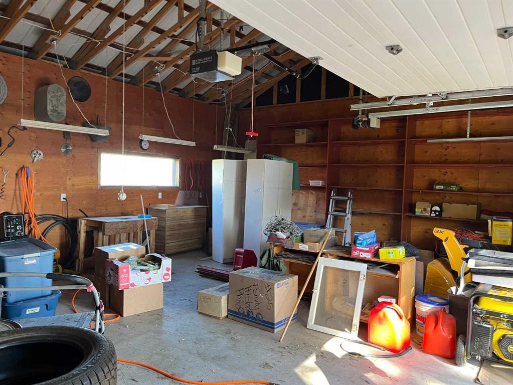 









75


Center

Street,
Glenwood,




AB
T0K 2R0

