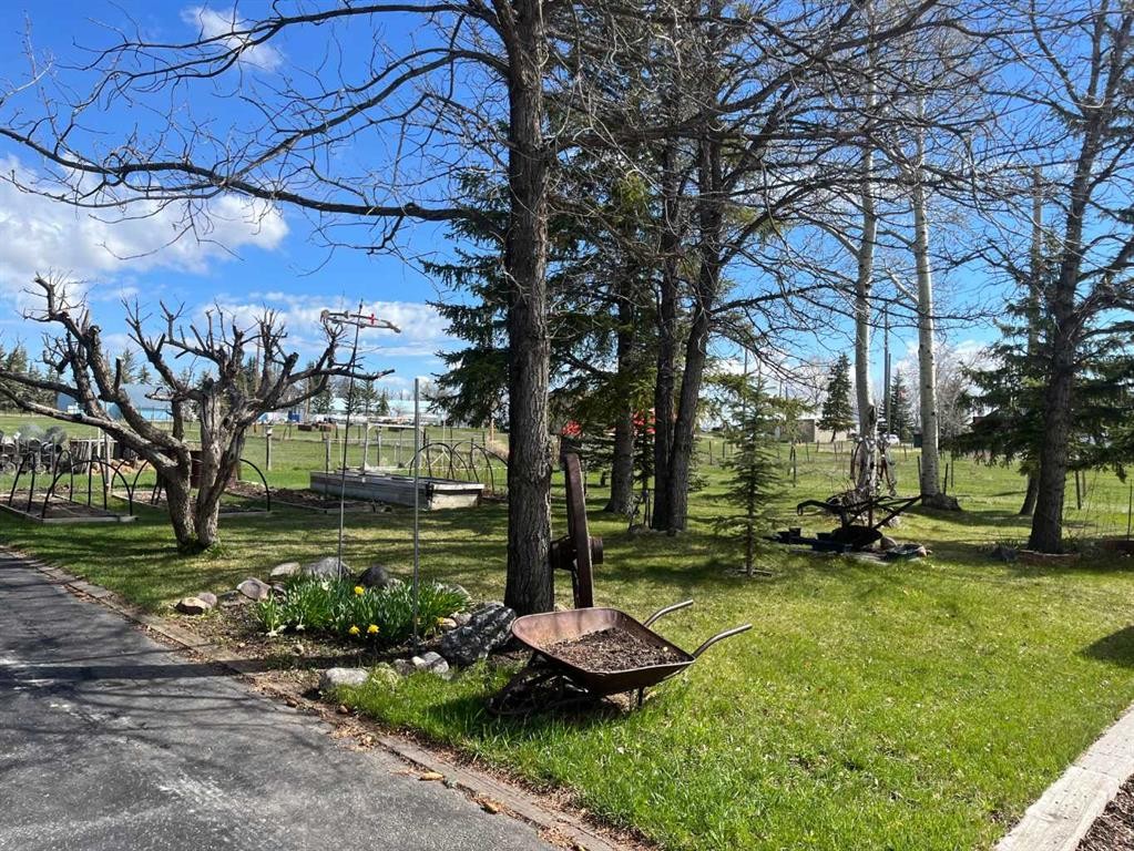 









75


Center

Street,
Glenwood,




AB
T0K 2R0

