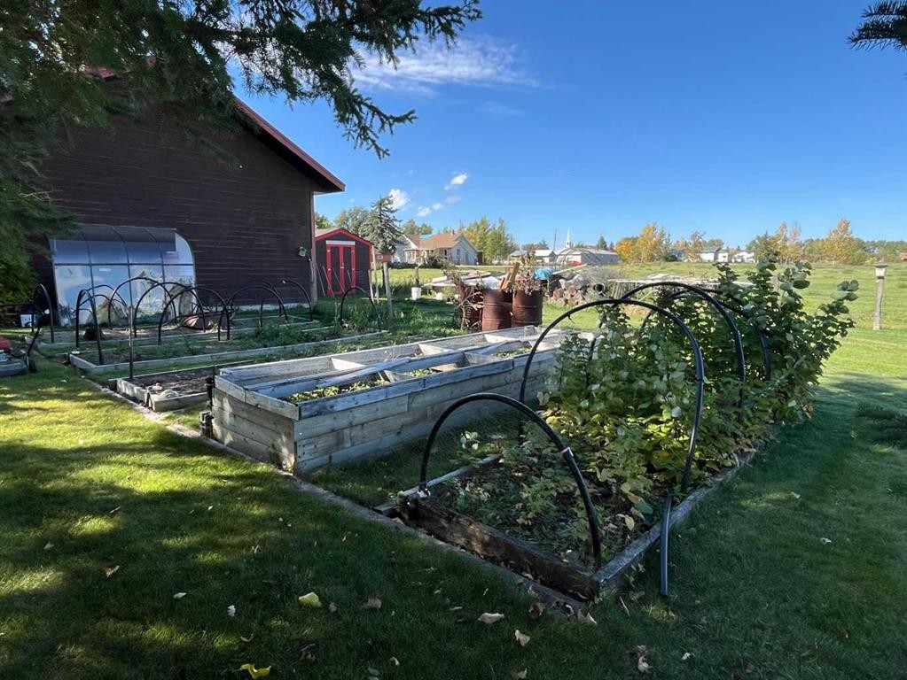 









75


Center

Street,
Glenwood,




AB
T0K 2R0

