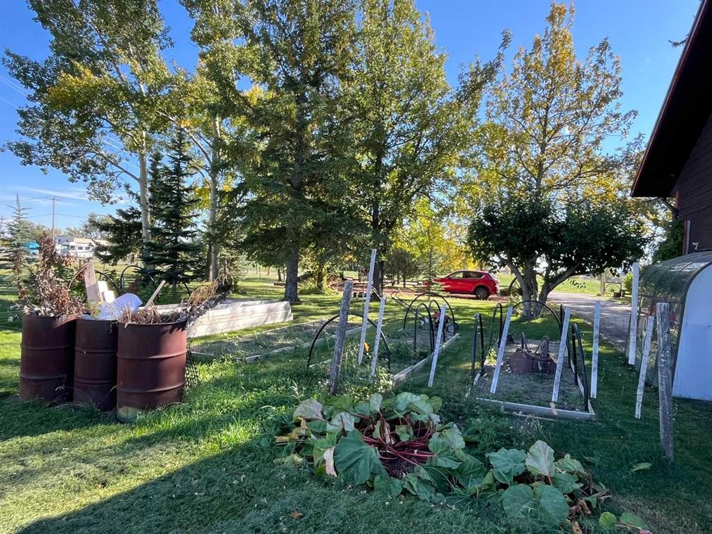 









75


Center

Street,
Glenwood,




AB
T0K 2R0

