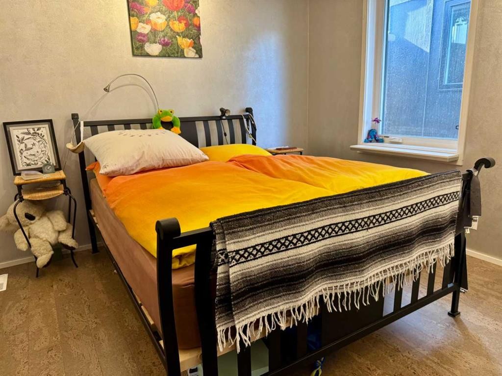 









8137


19

Avenue,
Coleman,




AB
T0K 0M0

