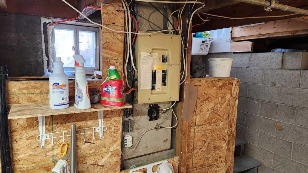 









723


9

Avenue South,
Lethbridge,




AB
T1J 1T3

