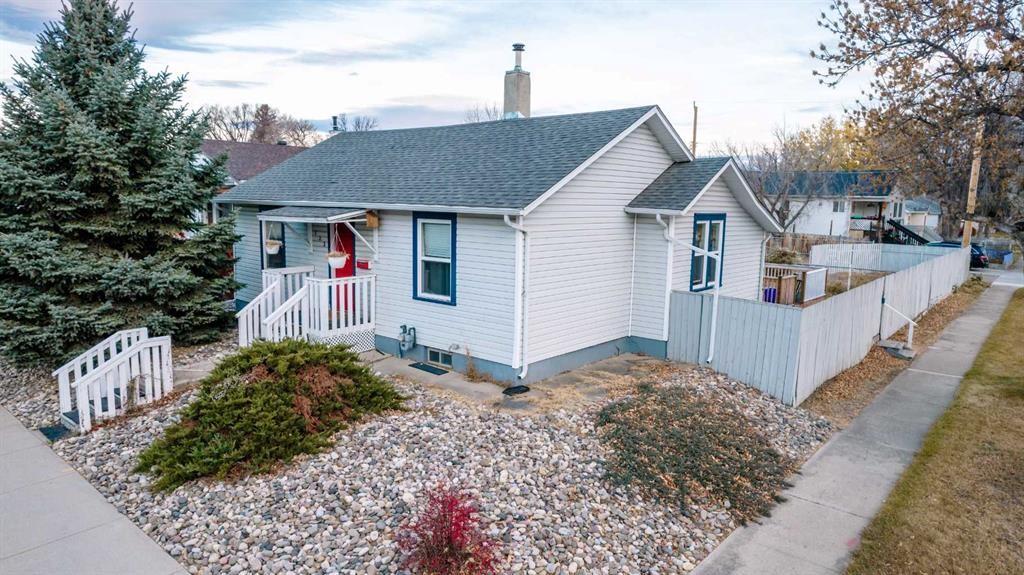 









723


9

Avenue South,
Lethbridge,




AB
T1J 1T3

