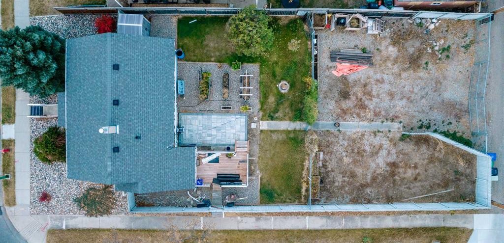 









723


9

Avenue South,
Lethbridge,




AB
T1J 1T3

