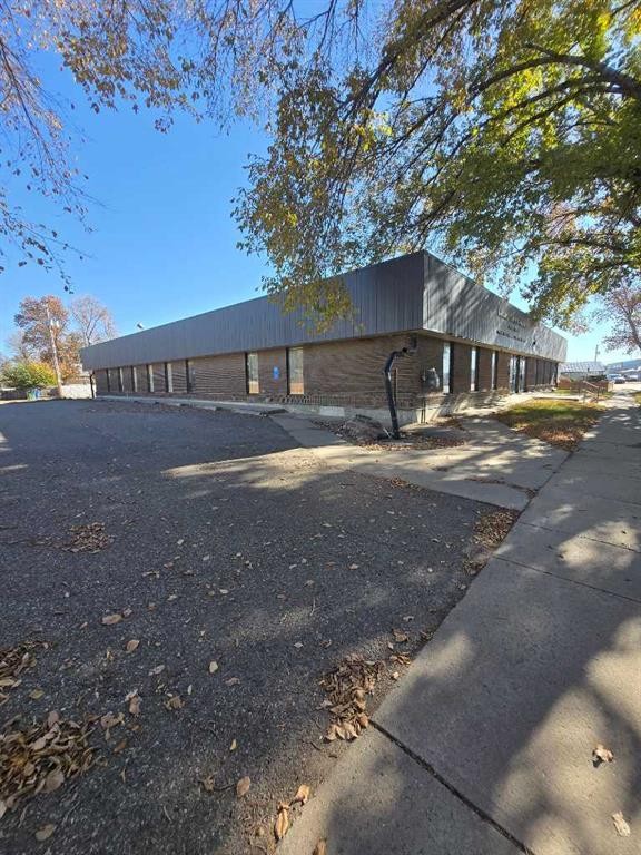 









5009


56

Street,
Taber,




AB
T1G 1M8

