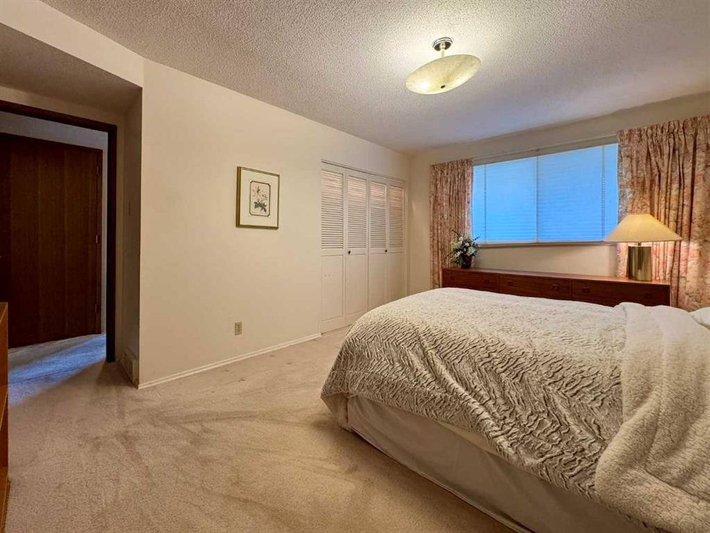 









2231


19

Street South,
Lethbridge,




AB
T1K 2C6

