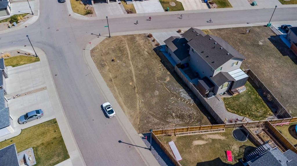









14


Canyon Estates Lane W

,
Lethbridge,







AB
T1K 5W7

