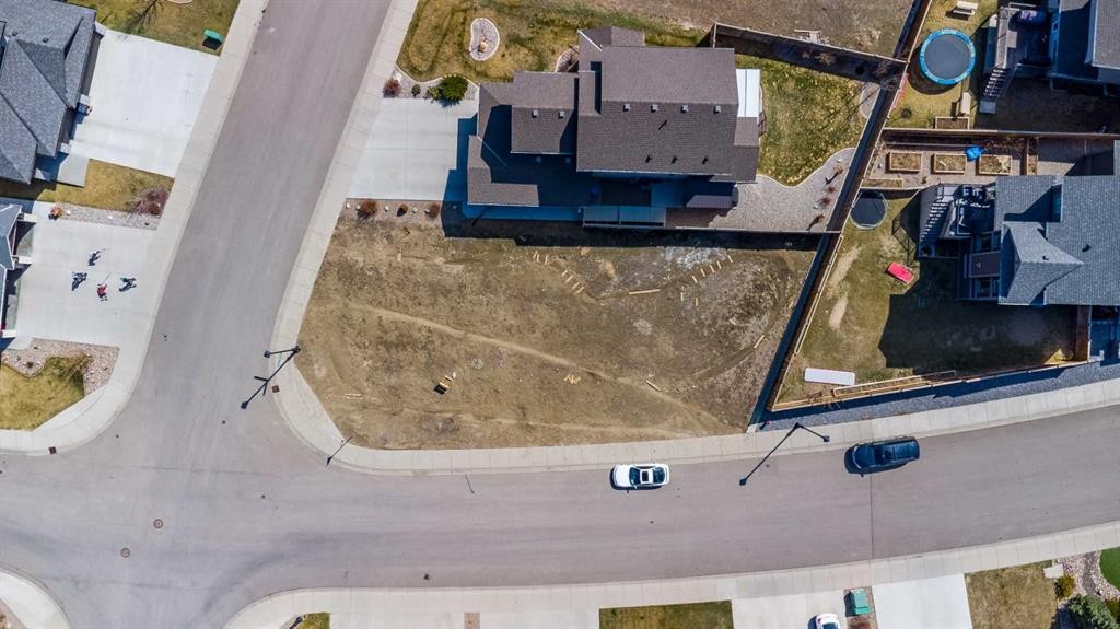 









14


Canyon Estates Lane W

,
Lethbridge,







AB
T1K 5W7

