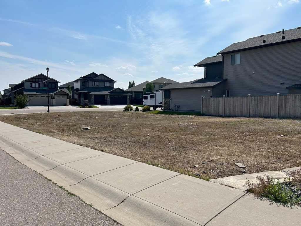 









14


Canyon Estates Lane W

,
Lethbridge,







AB
T1K 5W7

