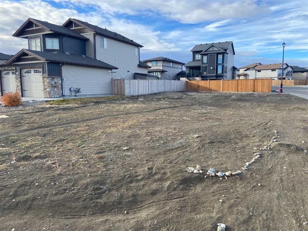 









14


Canyon Estates Lane W

,
Lethbridge,







AB
T1K 5W7

