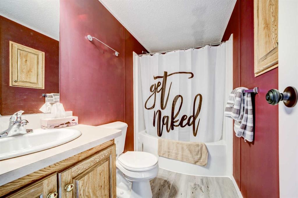 









308


Station

Boulevard,
Coaldale,




AB
T1M 1P6

