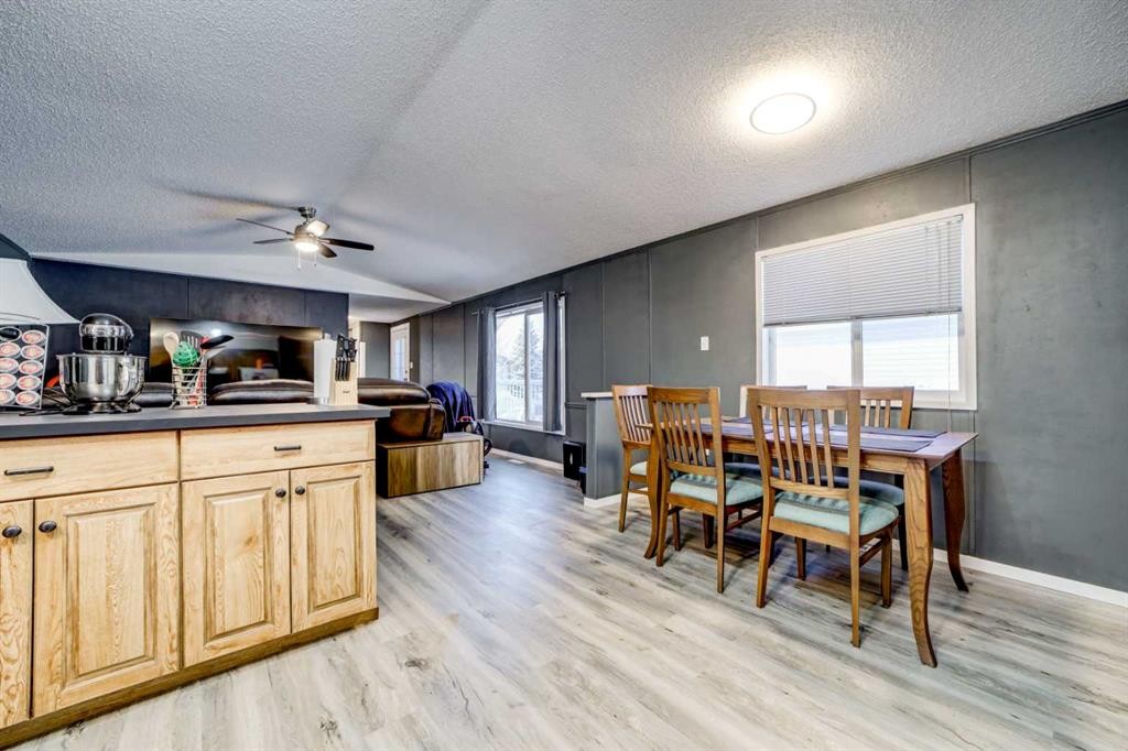 









308


Station

Boulevard,
Coaldale,




AB
T1M 1P6

