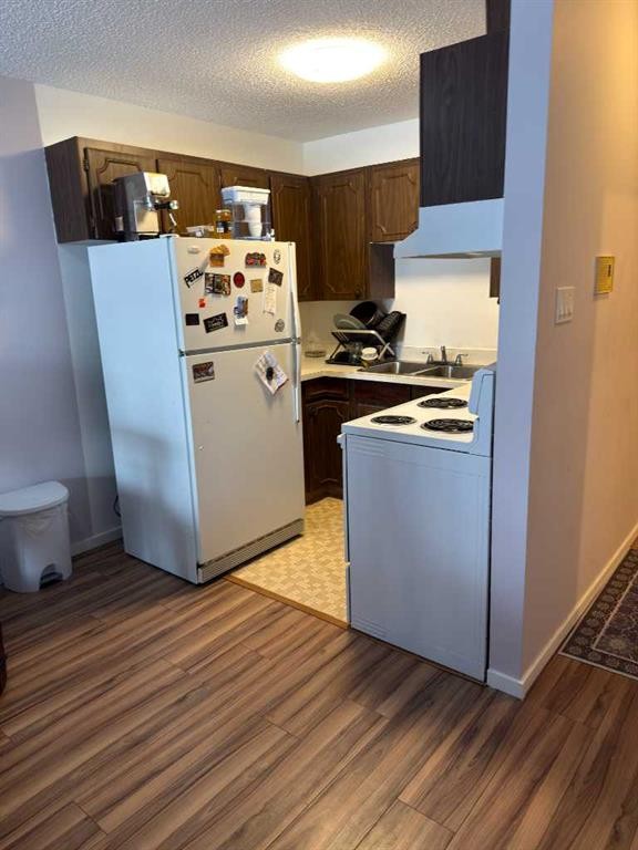 









295


Columbia

Boulevard West, 310A,
Lethbridge,




AB
T1K 4B8

