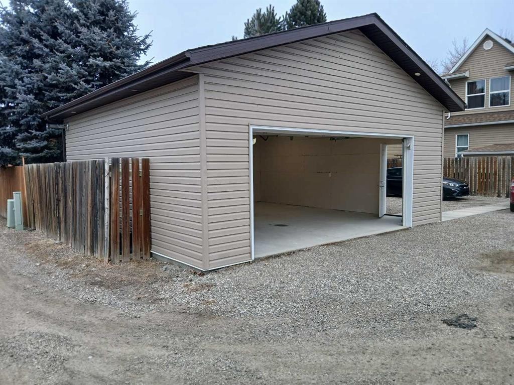 









114


15

Street North,
Lethbridge,




AB
T1H 2X4

