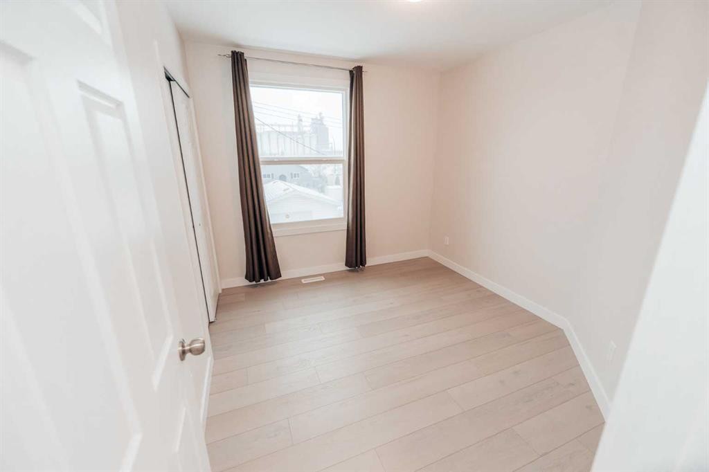 









114


15

Street North,
Lethbridge,




AB
T1H 2X4

