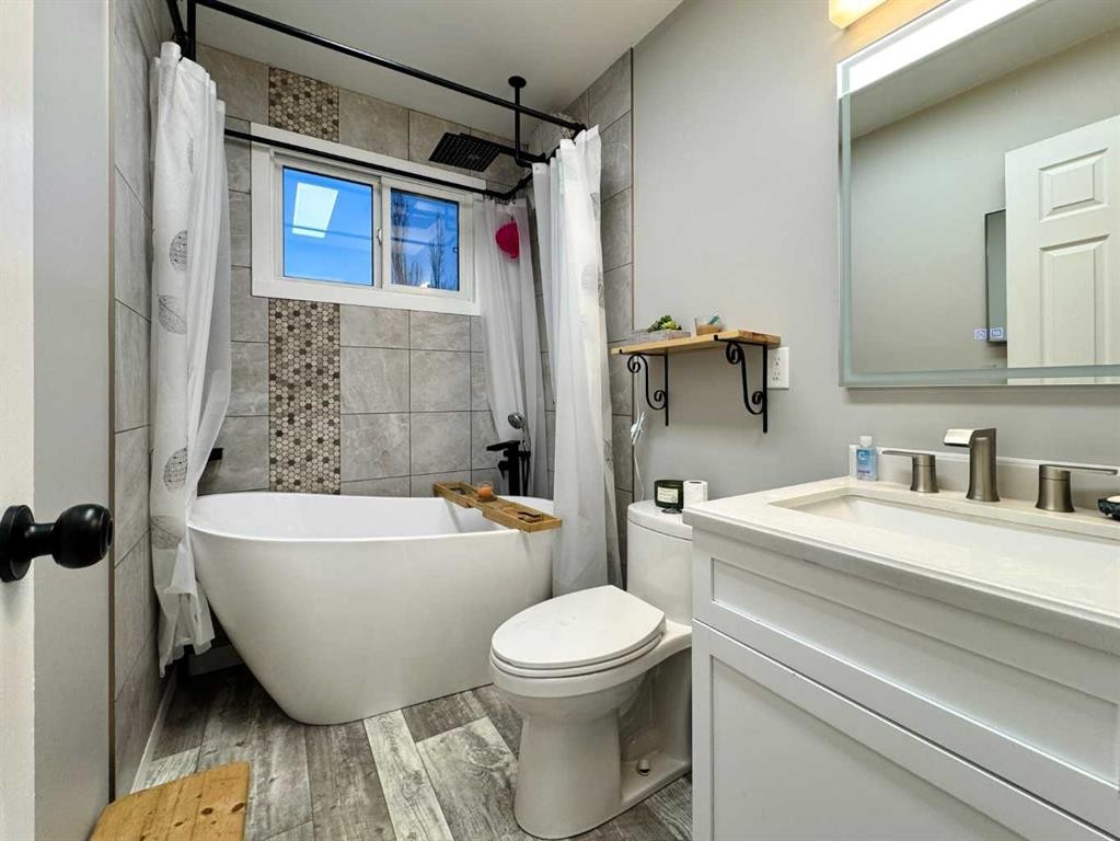 









495


Columbia

Boulevard West,
Lethbridge,




AB
T1K 4T7

