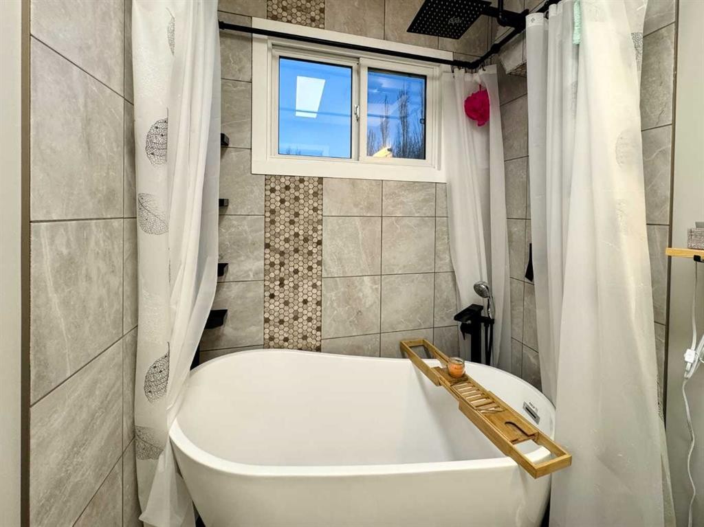 









495


Columbia

Boulevard West,
Lethbridge,




AB
T1K 4T7

