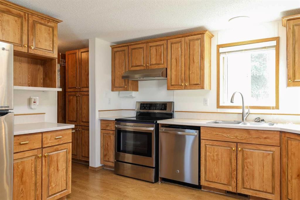 









3019


31 Street South

 South,
Lethbridge,




AB
T1K 6S9

