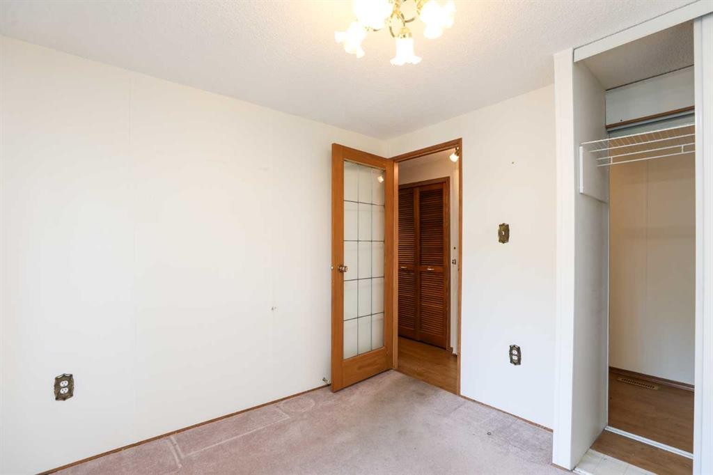 









3019


31 Street South

 South,
Lethbridge,




AB
T1K 6S9

