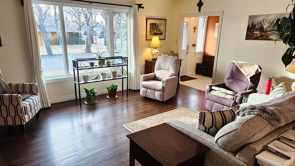 









2001


12

Avenue South,
Lethbridge,




AB
T1K 0N8

