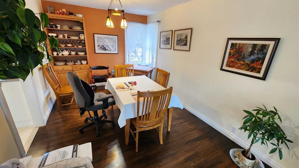 









2001


12

Avenue South,
Lethbridge,




AB
T1K 0N8

