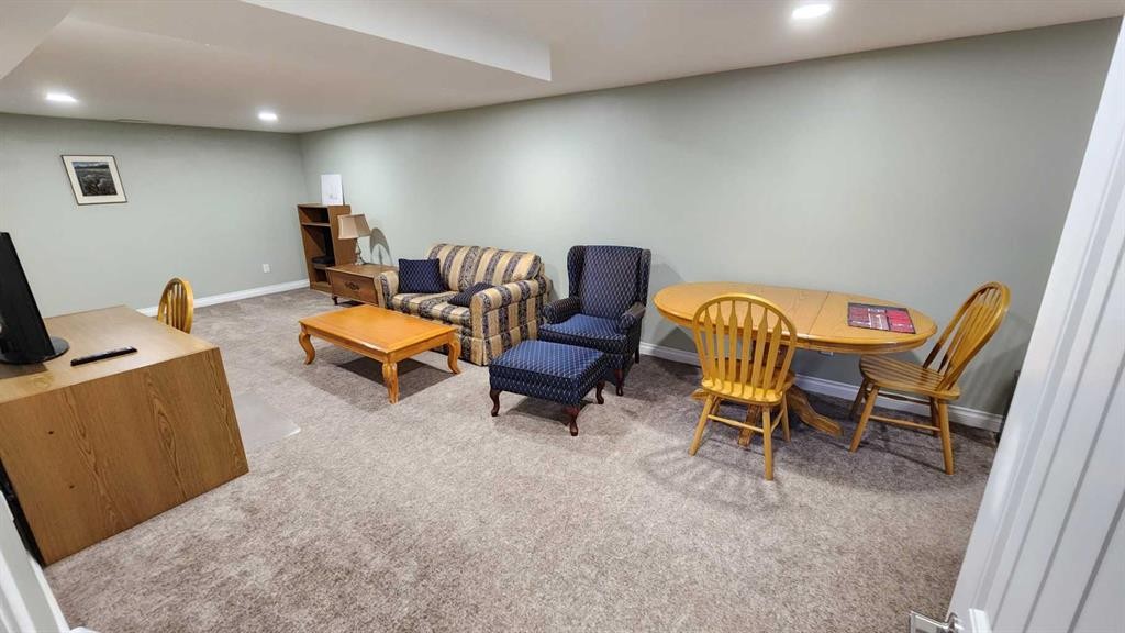 









2001


12

Avenue South,
Lethbridge,




AB
T1K 0N8

