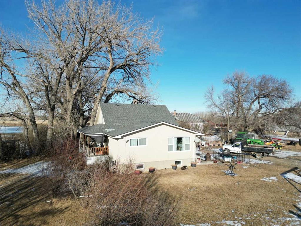 









24 213032


Twp Rd. 94

,
Rural Lethbridge County,







AB
T1J 5R2

