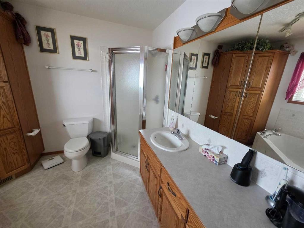 









221044


Twp Rd 50

,
Rural Cardston County,







AB
T0K 1J0


